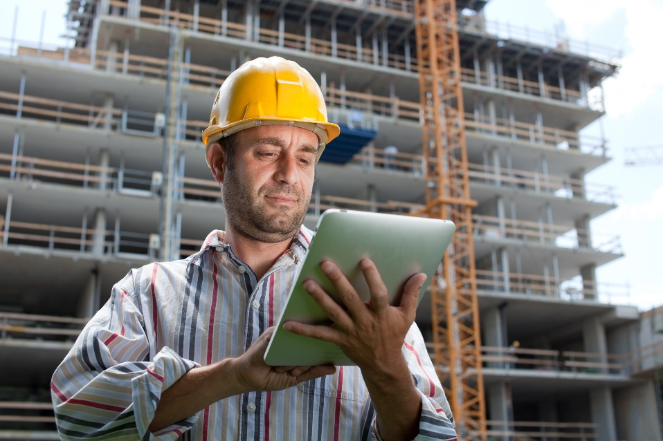 Contractor Working Mobile Solutions